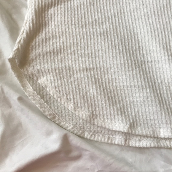 White waffle knit sweater - Picture 5 of 5